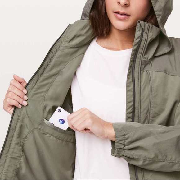 Lululemon athletica Always Effortless Jacket Grey Sage - Picture 6 of 16